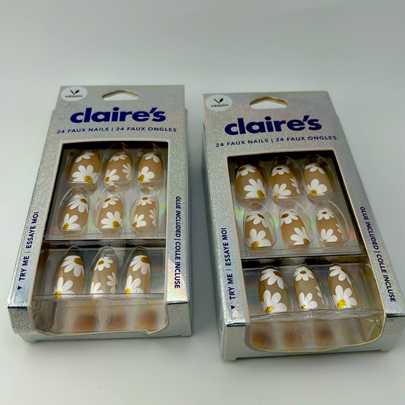 2pcs Claire’s 24 Faux Nails Short Square Multicolor Flowers Vegan W/Glue-New - Picture 1 of 7